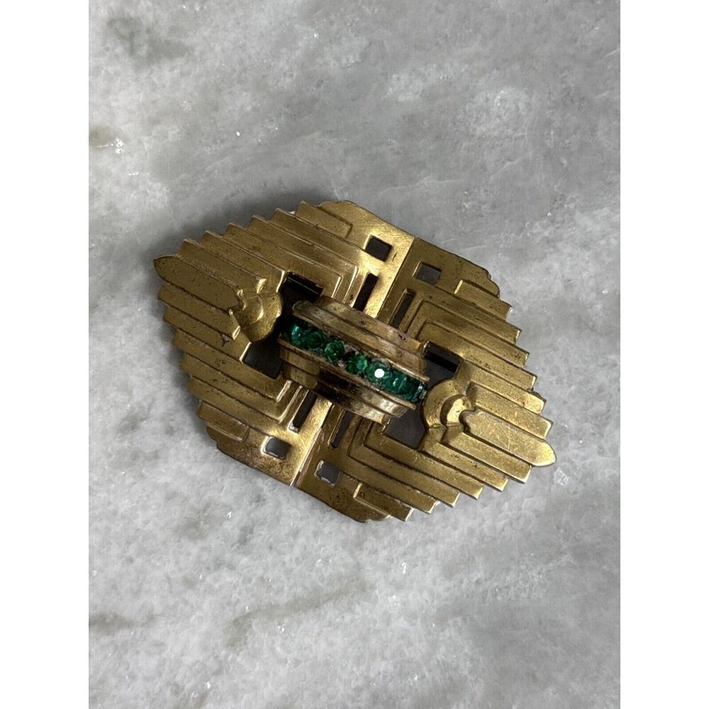 Vintage Early Coro Signed Art Deco Emerald Green Rhinestone Gold Tone Brooch